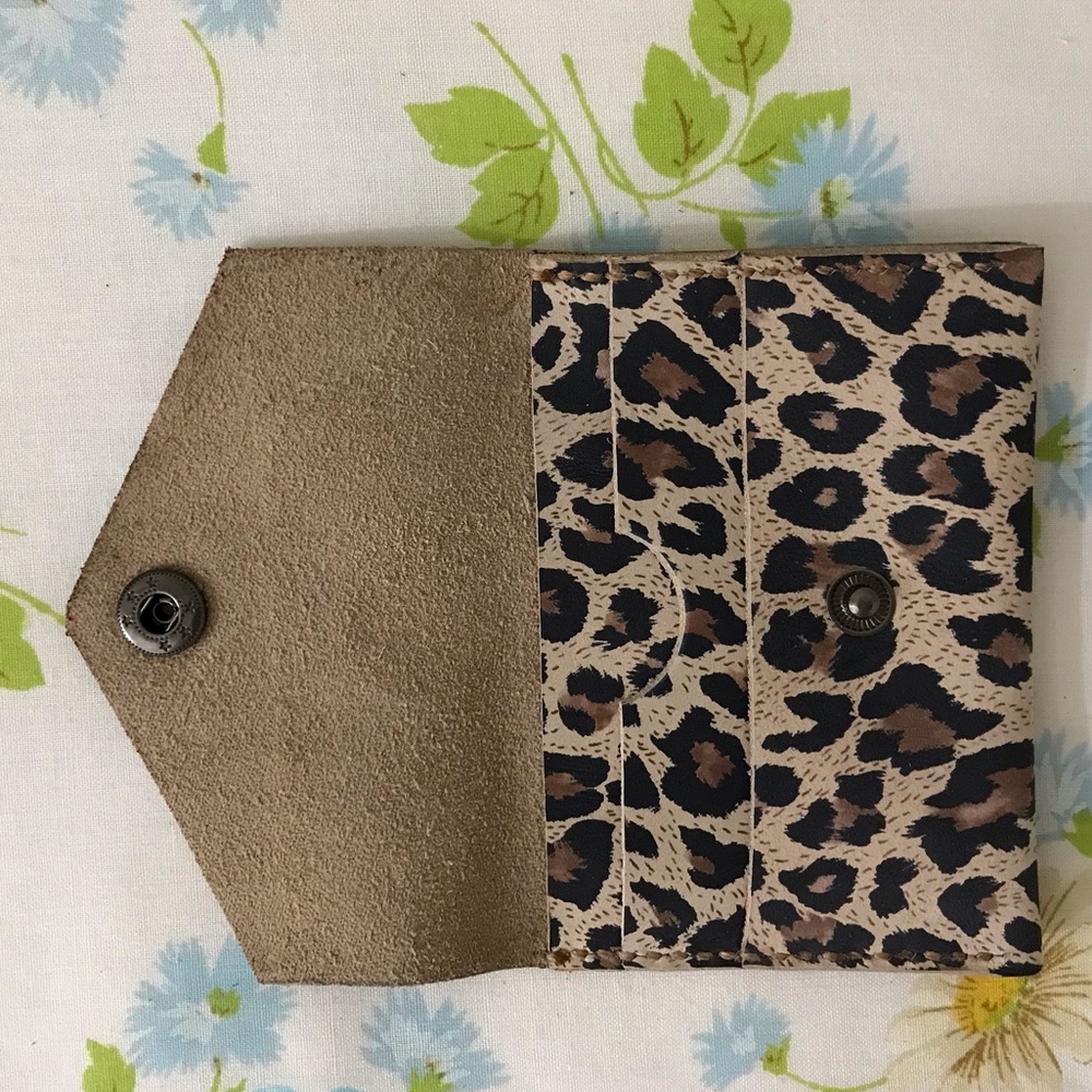 Handmade Genuine Leather Wallet - Picture 3 of 5